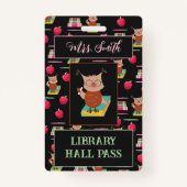 Bruine Uil op een boek Bibliotheek Hall Pass Badge (Voorkant)