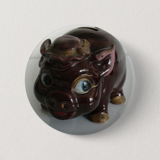 Bruine Varken Spaarpot Ronde Button 5,7 Cm (Voorkant)