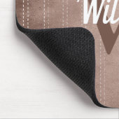 Bruine Vintage Pinstripe Retro Monogram Muismat (Hoek)