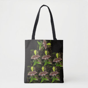 Bruine vlinder tote bag