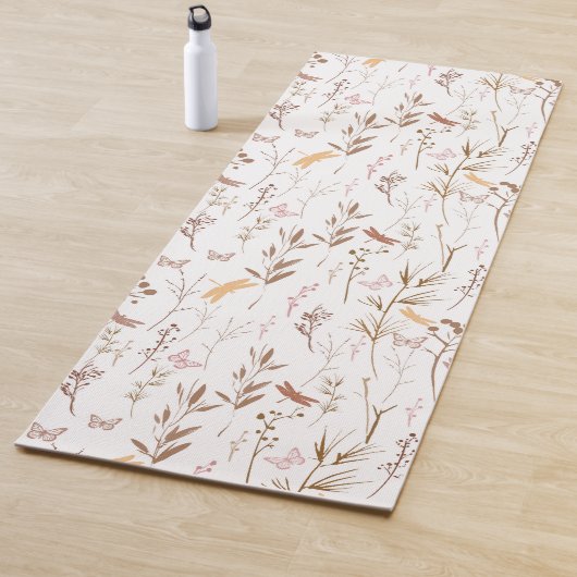 Bruine, wilde bloementuin, yoghamper yogamat (In situ)