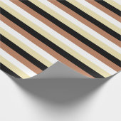 Bruine, witte, beige en zwarte strepen cadeaupapier (Hoek)