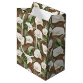 Bruine Witte Calla Lelie Bloemige Bruidsdouche Medium Cadeauzakje (Voorkant Gekanteld)