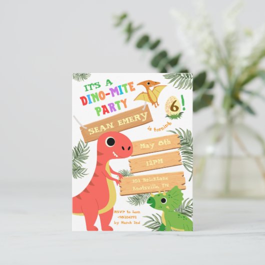 Brul Kleur: Stunning Dinosaurus Verjaardagsuitnodi Briefkaart (Staand voorkant)