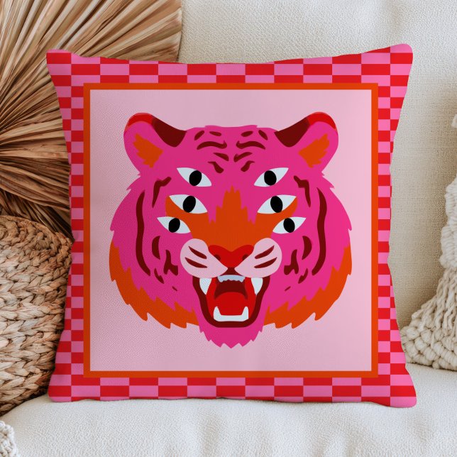 Brullende Tijger op Geruite Patroon Funky Roze Kussen (Creator heeft geüpload)