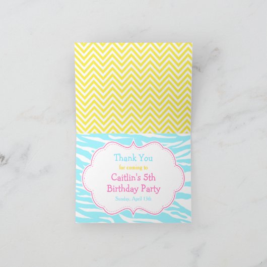 Brunette Girl Pool Party Bash Bedankkaart (Binnen)