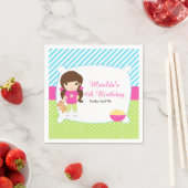 Brunette Girl Slumber Party Servet (Insitu)