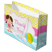 Brunette Hair Girl Pool Party Basis Dank je Groot Cadeauzakje (Voorkant Gekanteld)