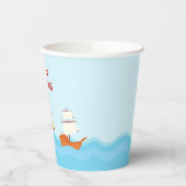 Brunette Pirate Meisje in Rode Verjaardagsfeestje Papieren Bekers (Links)