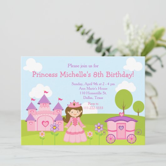 Brunette Prinses en Kasteel en Verjaardagsfeest Kaart (Staand voorkant)