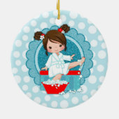 Brunette Spa Girl Bubbles Turquoise Red White Keramisch Ornament (Achterkant)
