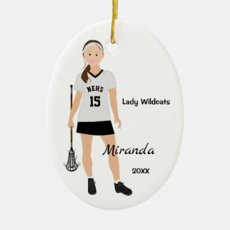 Brunette Vrouw Lacrosse Player in White en Black Keramisch Ornament