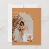 Brunt Oranje Minimalistisch Vrijgezellenfeest van  Kaart (Achterkant)