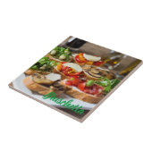 Bruschetta Antipasti met bonen en arugula, Tegeltje (Zijkant)