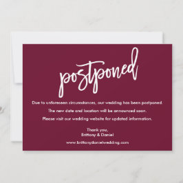 Brush Script Wedding Postponed Burgundy Kaart