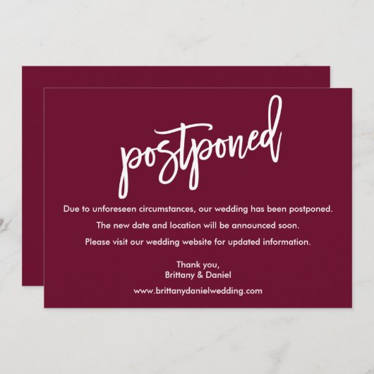 Brush Script Wedding Postponed Burgundy Kaart (Voorkant / Achterkant)