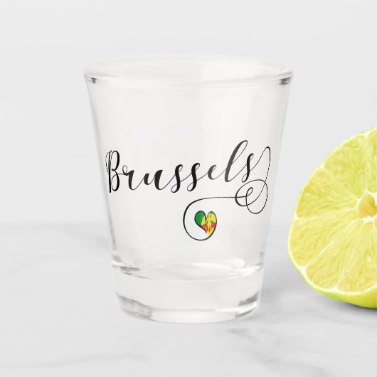 Brussels Airport in Heart Shot Glas (Voorkant)
