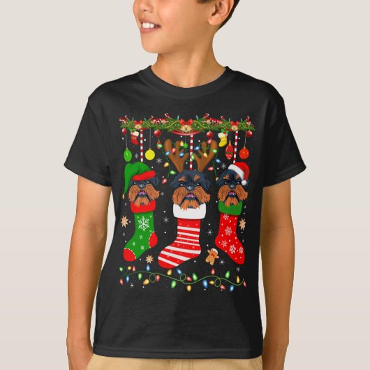 brusselse griffon hond in kerstsokken , licht xma t-shirt (Voorkant)