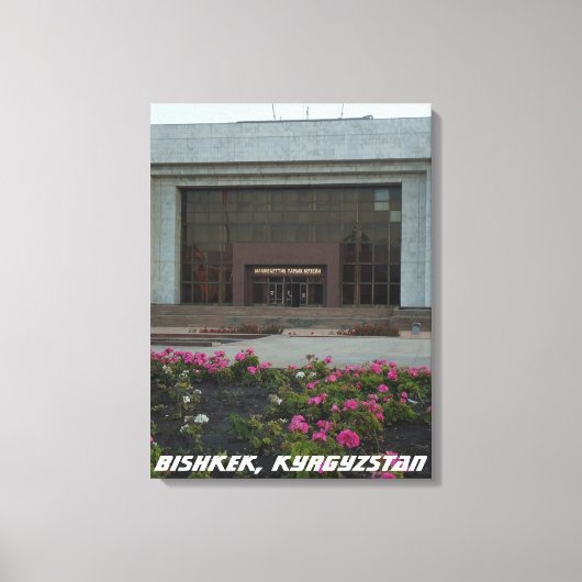 Brutalistisch Museum, Bisjkek, Kirgizië (Frunze) Canvas Afdruk (Voorkant)