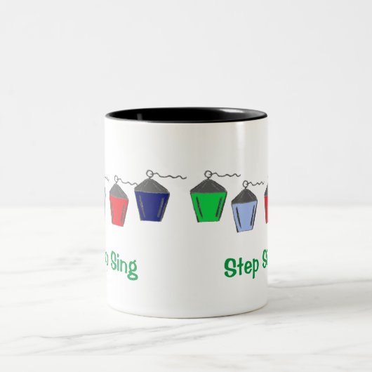 Bryn Mawr Lantern Step Sing White Cotton Face Mas Tweekleurige Koffiemok (Center)