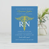 BSN RN Nurse Afstuderen Blue and Gold Invitation Kaart (Staand voorkant)