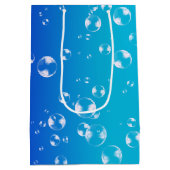 Bubbels op blauw en turquoise gradiënt medium cadeauzakje (Achterkant)