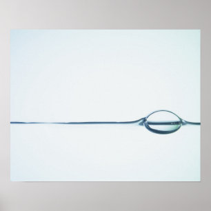 Bubbels op het wateroppervlak poster