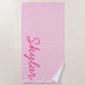 Bubble Gum Pink Hot Roze Aangepaste Cursieve Naam Strandlaken (Voorkant)