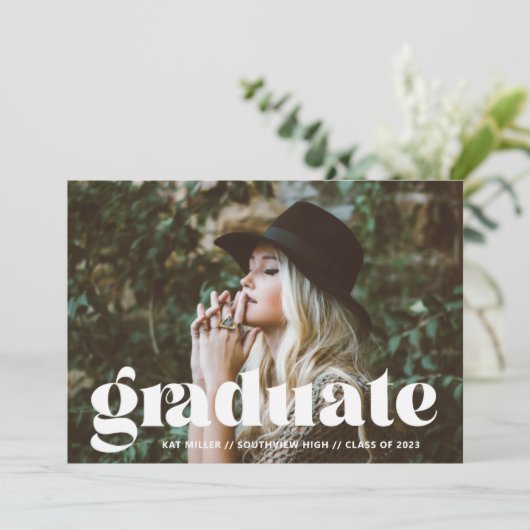 Bubble Trendy Afstuderen Announement Kaart (Staand voorkant)