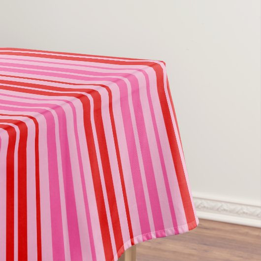 Bubblegum Roze Rood Verticale Strepen Design   Tafelkleed (Voorbeeld)