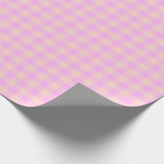 Bubblegum & Soft Peach Gingham Wrapping Paper Cadeaupapier (Hoek)