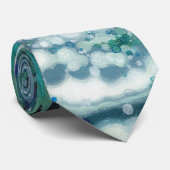 Bubbling Ocean Wave Surf Stropdas in Ikat door Juu (Opgerold)