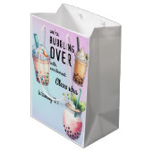 Bubbling over met opwinding bobba thee verjaardag medium cadeauzakje (Achterkant Gekanteld)