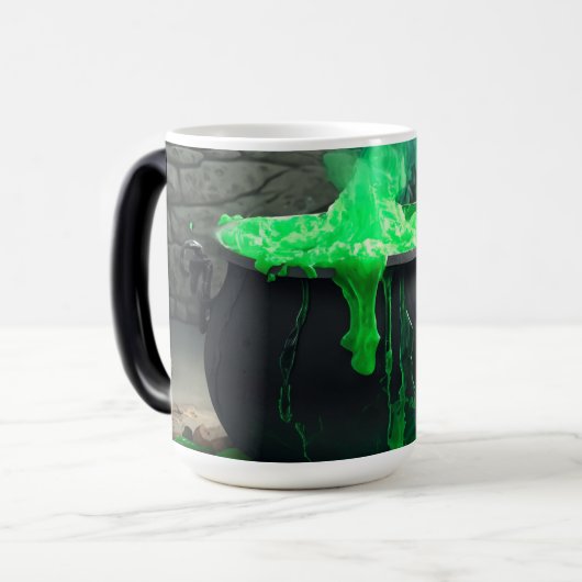 Bubbling Witch's Cauldron Halloween Magische Mok (Voorkant links)