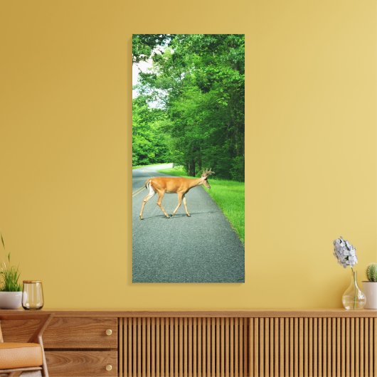 Buck Crossing Road Canvas Afdruk (Insitu (Woonkamer))