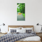 Buck Crossing Road Canvas Afdruk (Insitu (Slaapkamer))