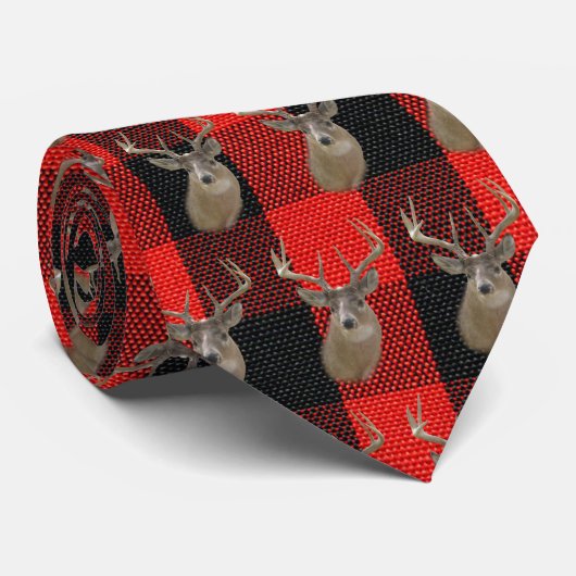 Buck Deer op Buffalo Plaid Stropdas (Opgerold)