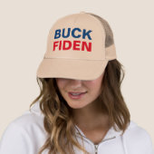Buck Fiden Gedrukt op Trucker Hat Trucker Pet (In situ)