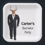 Buck In a Tuxedo voor vrijgezellenfeest Papieren Bordje<br><div class="desc">Herten in trouwsmoking voor een vrijgezellenfeest.</div>