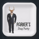 Buck In a Tuxedo voor vrijgezellenfeest Papieren Bordje<br><div class="desc">Buck herten in een zwarte trouwsmoking voor een vrijgezellenfeest. Tekst kan worden bewerkt.</div>