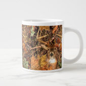 Buck in Herfst Camo White Tail Deer Grote Koffiekop (Rechts)