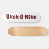 Buck-O-Nine Skateboard - Rood en wit Logo (Horizontaal)