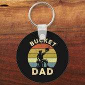 Bucket Dad Softbal Dad Baseball Funny Coach Vader Sleutelhanger (Voorkant)