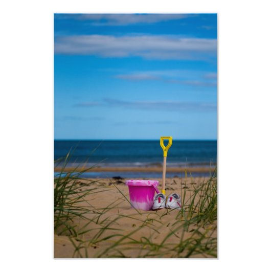 Bucket en spaak op Dornoch Beach Foto Afdruk (Voorkant)