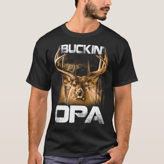 Buckin' OPA Hunter T-shirt (Voorkant)