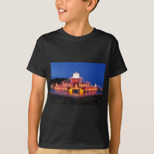 Buckingham Fountain 02.JPG T-shirt