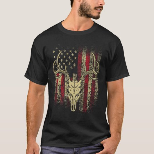 Bucks Antlers en Skull op een Amerikaanse vlag Her T-shirt (Voorkant)