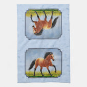 Buckskin Horse Runing Light Blue Theedoek (Verticaal)