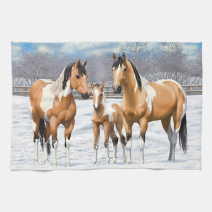Buckskin Paint Horses in sneeuw Theedoek