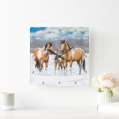 Buckskin Paint Horses in sneeuw Vierkante Klok (Huis)